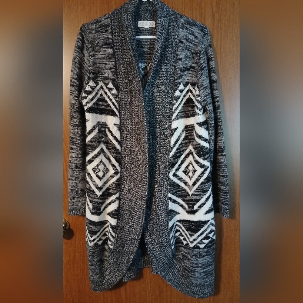 Southwest Cardigan Junior Plus Black White Gray 1X